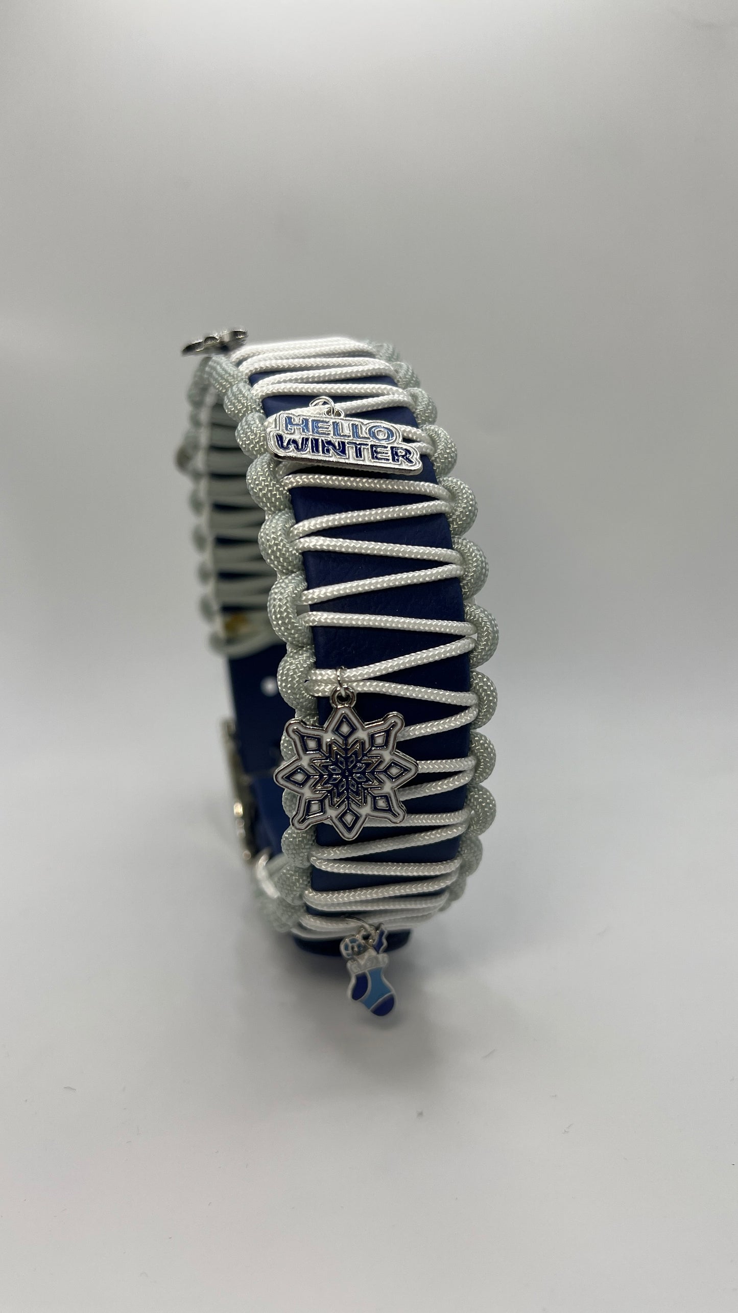 Cobra Knot Halsband Christmas Edition